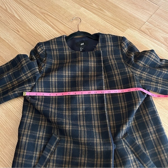 H&M Dark Brown Navy Plaid Wool Blend Coat Women’s 8 - Picture 7 of 10
